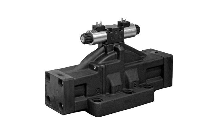 DSP10 and DSP11 Directional valves, pilot operated, solenoid or hydraulic actuated - Görsel 1